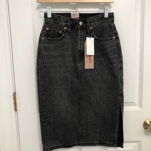 Adorable Jean Skirt!